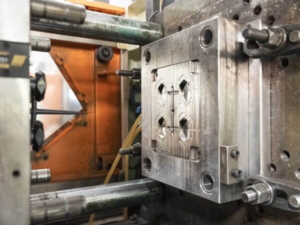 plastics and rubber products manufacturing manufacture of rubber and plastic products rubber and plastic product manufacturer plastic and rubber products manufacturers​