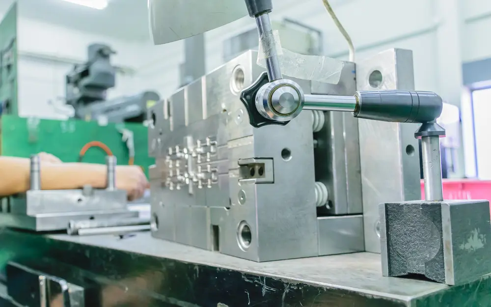 Injection Molding vs 3D Printing: A Clear Overview